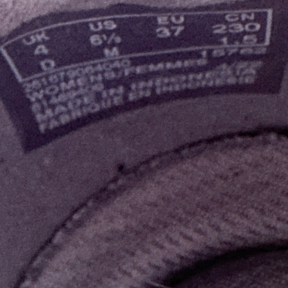 Clarks Blue Leopard Print Kids Sneakers - Picture 7 of 7